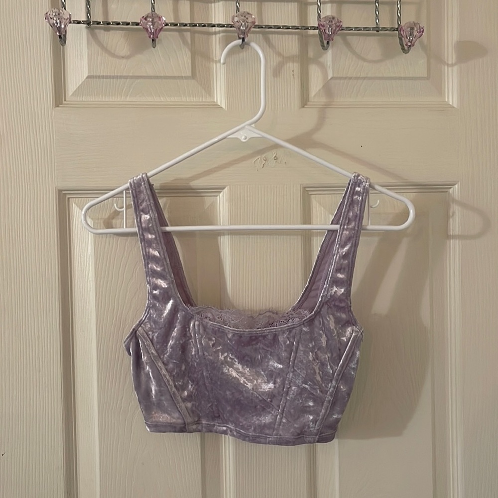 Light purple small top/bralette